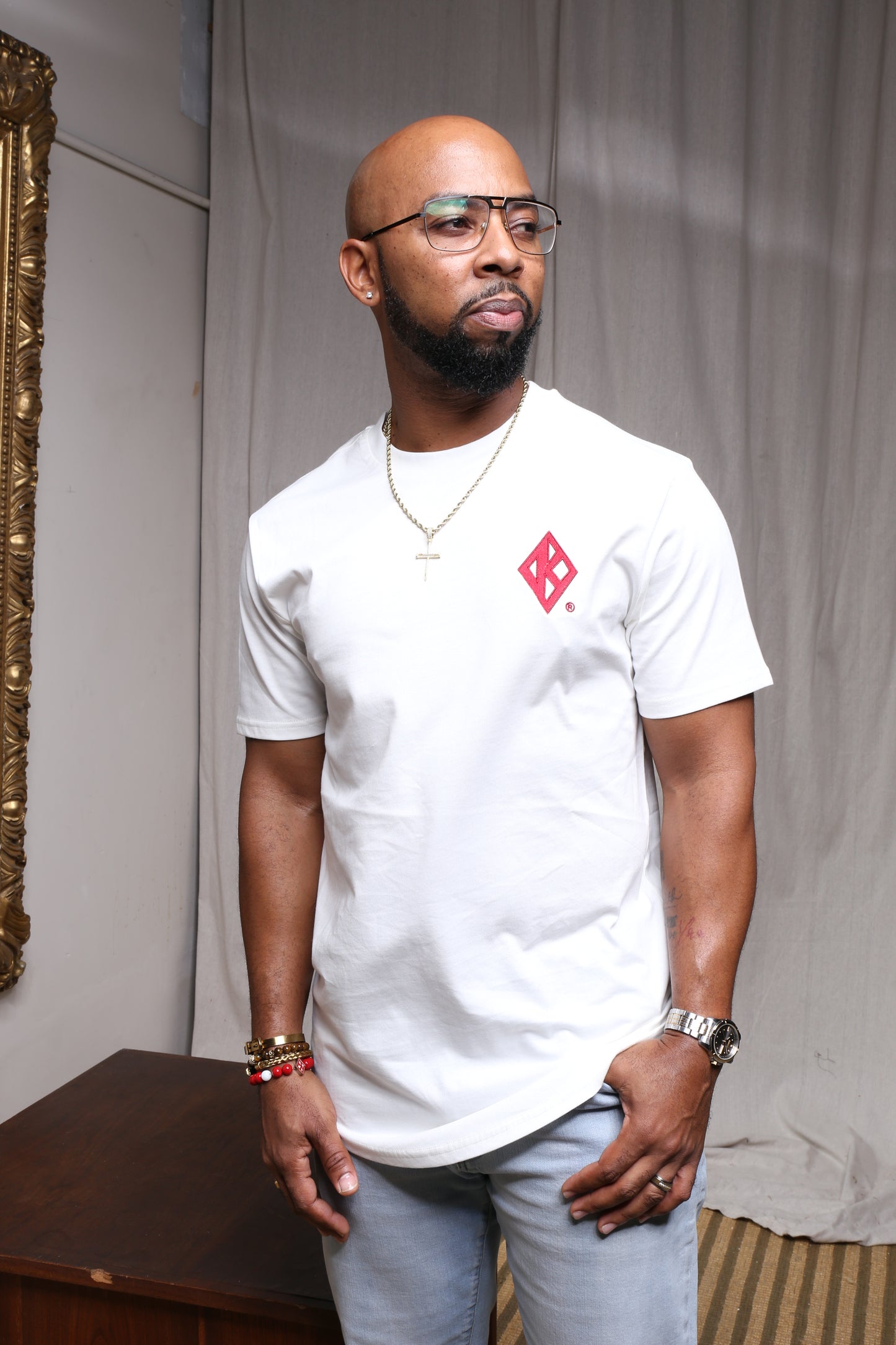 Floating Diamond K White short sleeve Crew Neck Tee