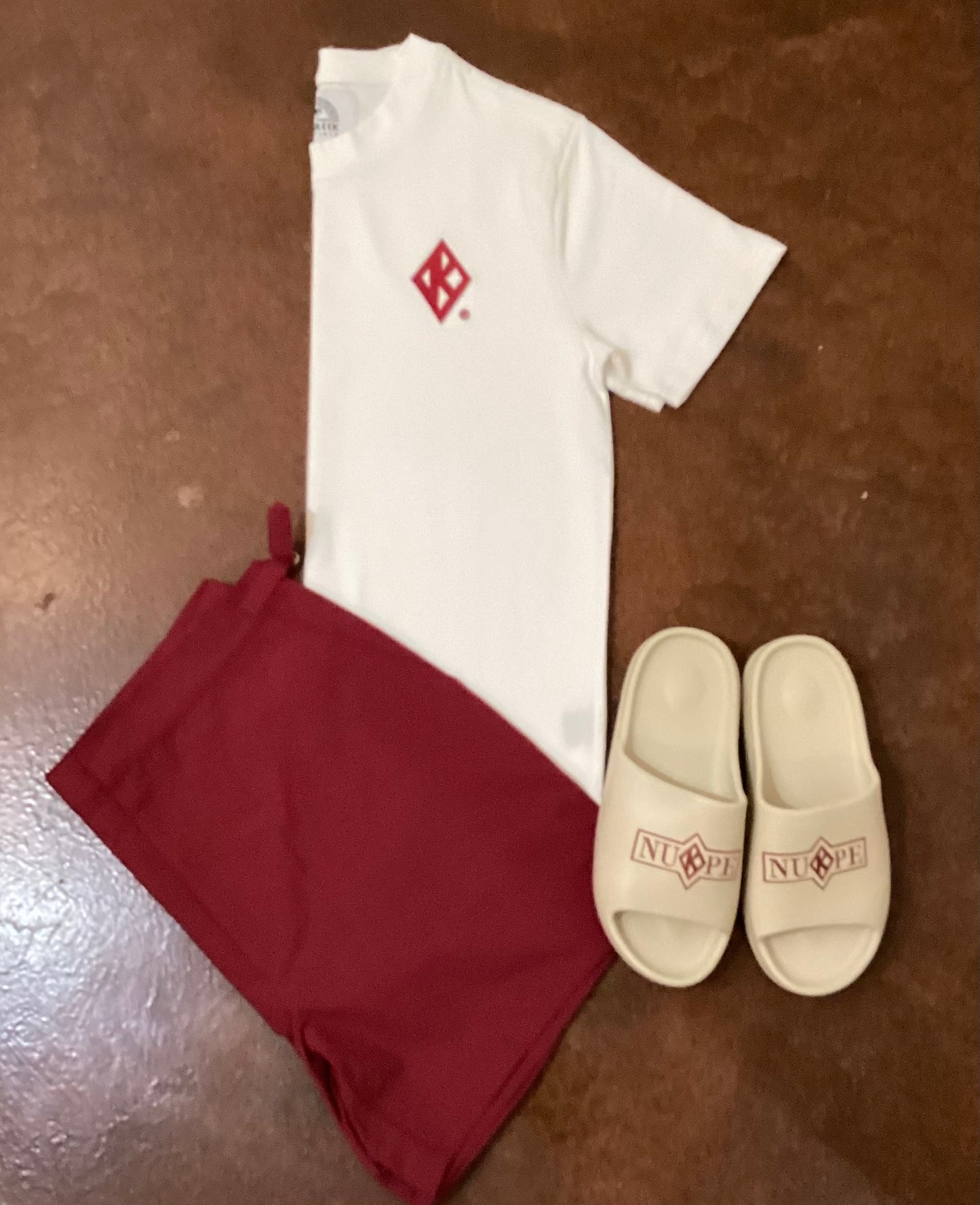 Floating Diamond K White short sleeve Crew Neck Tee